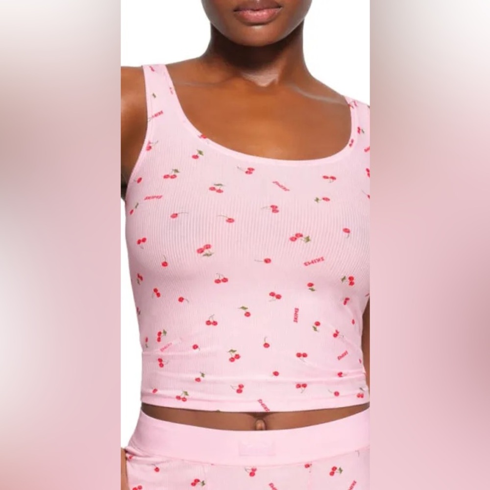 SKIMS Soft Lounge Ribbed Tank Top Pink Cherry Print XS NWT Limited Edition - Picture 3 of 7